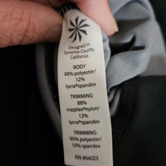 Athleta camo printed cropped leggings size medium - Picture 12 of 14